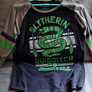 Large Hot Topic Harry Potter Shirt